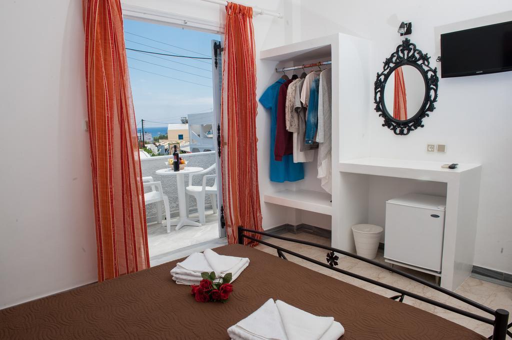 Join Us Low Cost Rooms Kamári Buitenkant foto