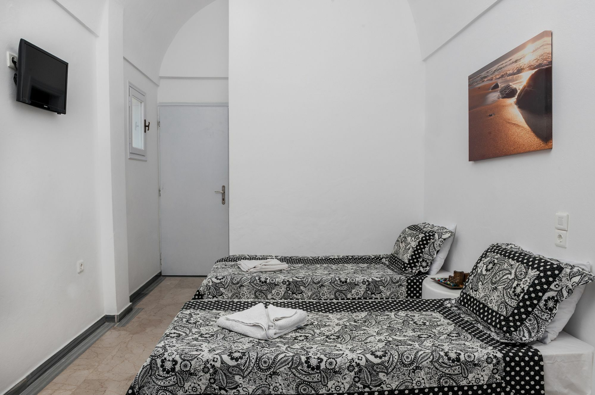 Join Us Low Cost Rooms Kamári Buitenkant foto